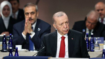 NATO Zirvesi'nin İlk Oturumu Başladı