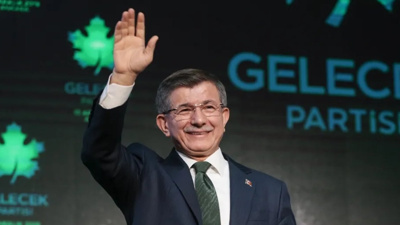 Davutoğlu: İstersek siyasi denklemi bir hamlede değiştirebiliriz