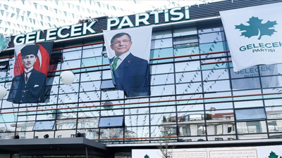 Gelecek Partisi'nde istifa
