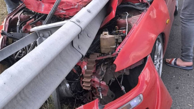 Ankara'da kaza yapan otomobil ikiye bölündü! 1 ölü