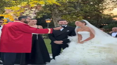 Cemiyet hayatı bu düğünü konuşuyor. Sima Tarkan ve Mark Başoğlu İtalya'da evlendi