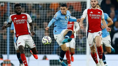 Manchester City puanı 90+8'de kurtardı