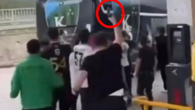 Kocaelispor'a Bolu'da silahlı saldırı girişimi. Otobüsü tabancayla kovaladı