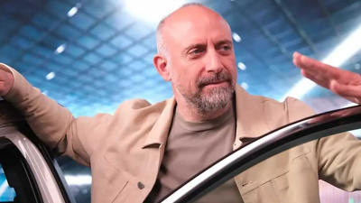 Halit Ergenç Londra'da börekçi oldu: 1 ayda 2 ton sattı