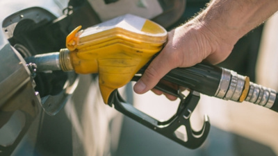 Pompa fiyatları tehlikede: Petrol fırladı