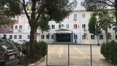 Öğretmene saldırdı, hakkında tanıklık yapan öğrenciyi ise disipline verdi: Osmaniye'deki skandal yargıya taşındı!