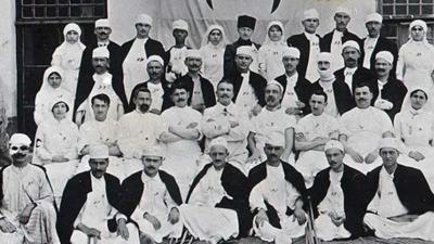 Çanakkale’de şehit düşen tıbbiyelileri andılar