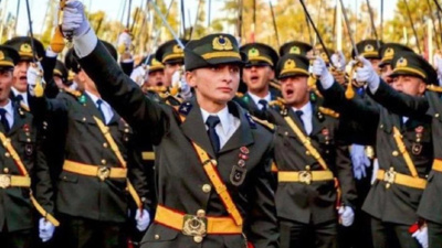 Teğmen Ebru Eroğlu davasında tanık komutanlar dinlenmedi! Mahkemeden 'noter' şartı