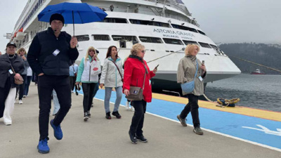 Rusya'dan yola çıktı Amasra'ya geldi: Yüzlerce turist limandan ayrıldı