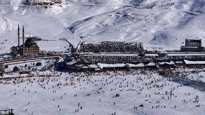 Erciyes'te sezon bitmeden ziyaretçi rekoru kırıldı