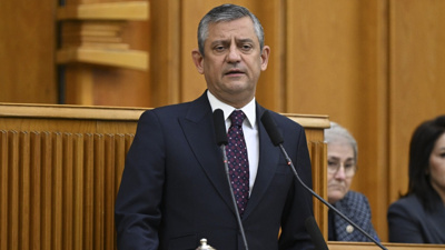 Özgür Özel tarih vererek açıkladı: Seçimler en geç Ekim 2027'de