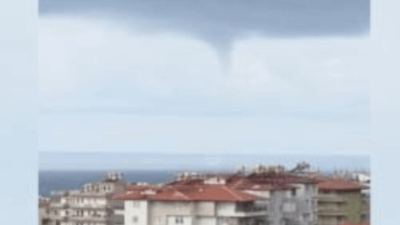 Alanya'da hortum oluştu! O anlar kamerada