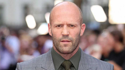 Jason Statham 25 milyon sterlini gözden çıkardı: İçinde yok yok!