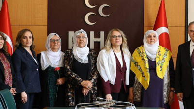 Barış Anneleri MHP'yi ziyaret etti