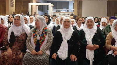 Barış Anneleri'nden CHP'ye ziyaret