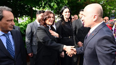 Aydın'da protokol krizi: Çerçioğlu ve Sarıbaş AKP il başkanlarının gerisinde kaldı