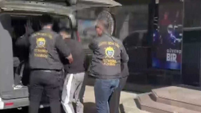 Polisin durdurduğu aracın tamponundan uyuşturucu çıktı