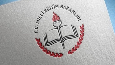 MEB'in liseliler için onay verdiği kitapta kadın ve erkeklerin tokalaşması yasak!