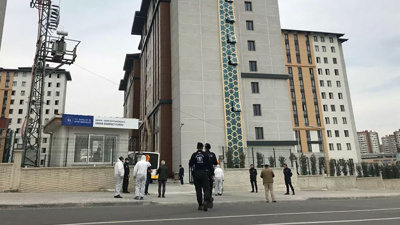 Gençlik ve Spor Bakanı Kasapoğlu, yurtlarda karantinada olan kişi sayısını açıkladı