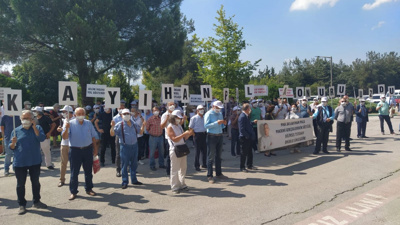 TTB'den pandemi hakkındaki açıklamaları nedeniyle hakkında soruşturma açılan Prof. Pala'ya destek eylemi