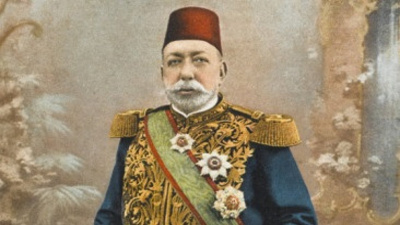 Padişah torununu 'büyü var' diyerek dolandırdılar