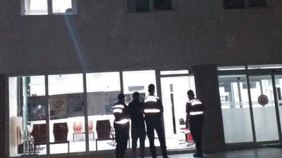 Banka müşterilerinin imzasıyla 15 milyon lira dolandıran hesap uzmanı tutuklandı