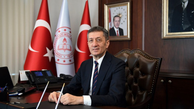 Ziya Selçuk: Salgının yükselişi eğitimi zora sokuyor