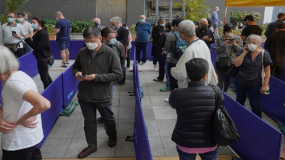 Hong Kong, Pfizer-BioNTech aşısını durdurdu