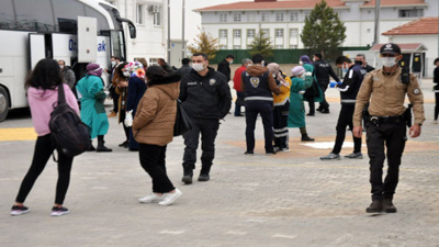 Yolcunun testi pozitif çıktı, tüm otobüs karantinaya alındı