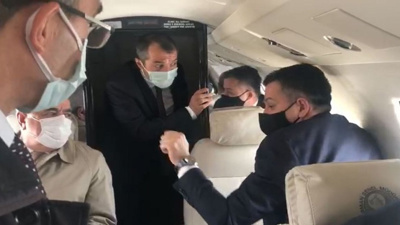 Bakan Pakdemirli'nin uçağı acil iniş yaptı