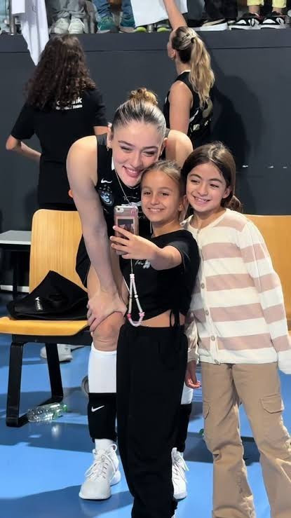 Zehra Güneş 11 Ekim'i unutmadı: "Zor olacak" diyerek açıkladı - Fotoğraf: 8