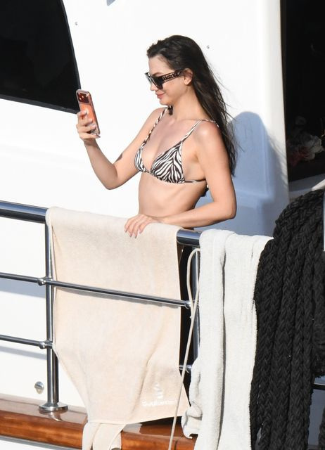 Demet Özdemir'in tekne tatili! Gecelik fiyatı ortaya çıktı - Fotoğraf: 6