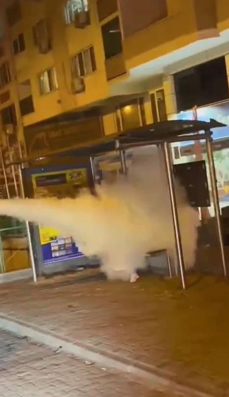 Durakta Oturan Trans Bireyi Taciz Eden 7 Kişi Yakalandı