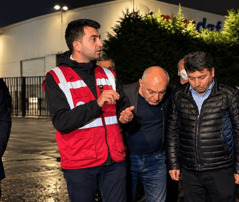 Tuzla'da kimyasal sızıntı alarmı! Ağır koku binlerce insanı uyutmadı - Resim : 2