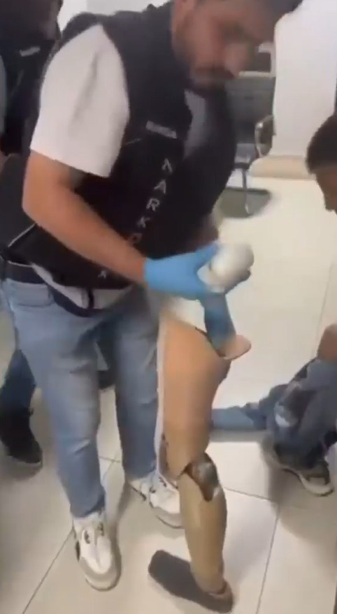 Protez bacağından uyuşturucu çıktı - Resim : 4