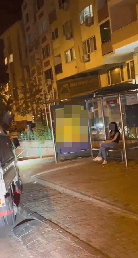 Durakta Oturan Trans Bireyi Taciz Eden 7 Kişi Yakalandı