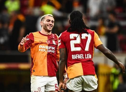 Galatasaray'ın Trabzonspor 11'i belli oldu: 1 eksik 1 şüpheli! Osimhen de netleşti - Fotoğraf: 7