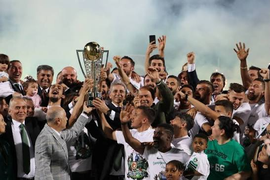 Süper Lig’in efsane takımı lig başlamadan küme düşecek - Fotoğraf: 4
