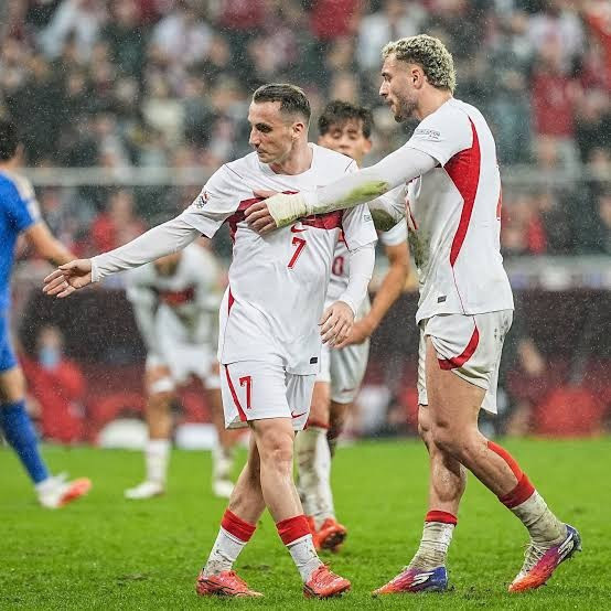 Galatasaray'dan ilk ayrılacak 2 futbolcu belli oldu: Tarihini vererek diyerek açıkladı - Fotoğraf: 5