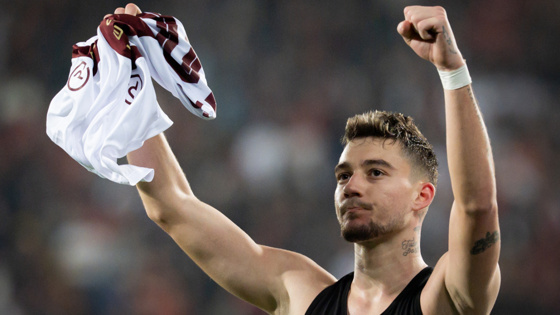 Trabzonspor Ernest Muçi'nin bonservisini aldı