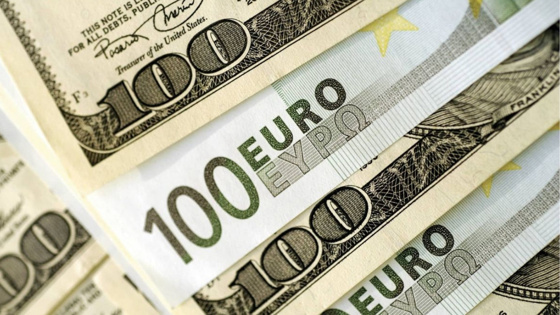 Füzeler patladı, dolar yine rekor kırdı