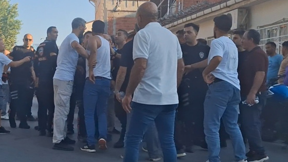 Mahalle karıştı! Park yeri kavgasında 3 kişi bıçaklandı