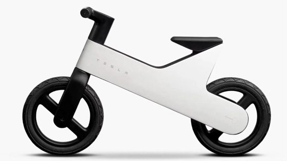 Pedalsız, motorsuz sadece Tesla!