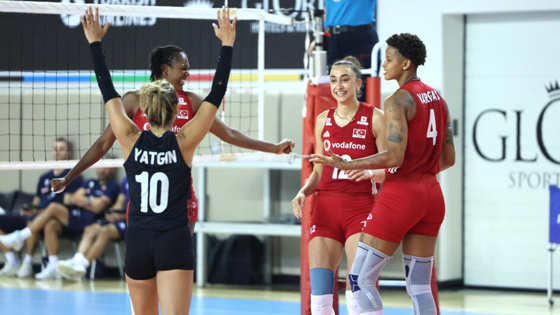 Melissa Vargas yaptı yine şovunu: Filenin Sultanları Fransa'yı darmaduman etti