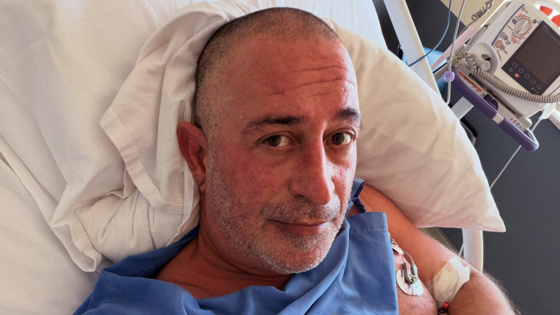 Kalp krizi geçiren Cem Yılmaz'dan ilk açıklama! Hastane odasından paylaştı