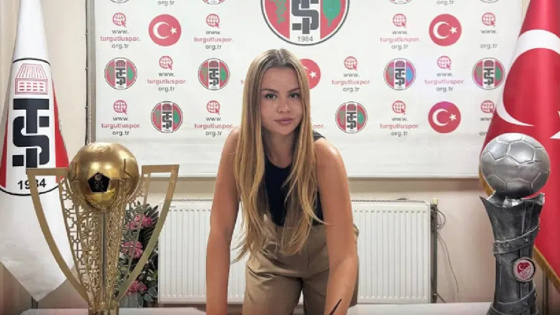 Türk futbolunda tarihi imza: Zeynep Mestan 22 yaşında takımın başına geçti