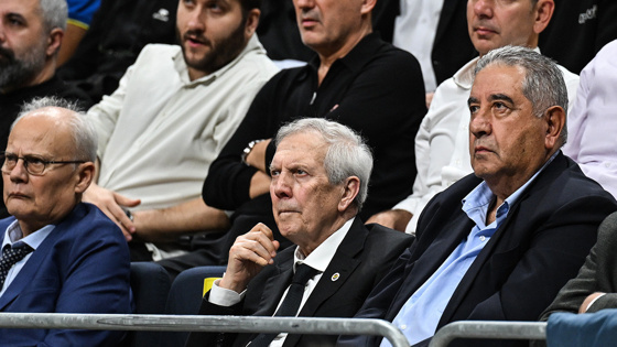 Aziz Yıldırım geldi: Fenerbahçe sahasında fark attı
