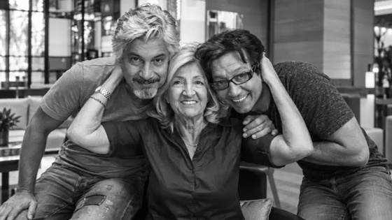 Necla Uygur hayatını kaybetti