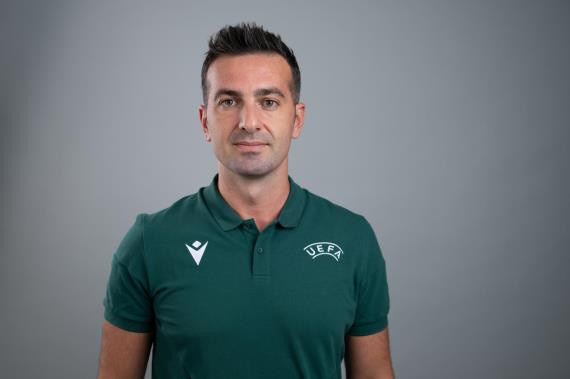 UEFA 2 Türk hakem hakkında kararını verdi - Resim : 2