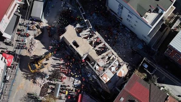 4 kişiye mezar olan metronun müteahhidine 28 milyarlık yeni ihale - Resim : 1